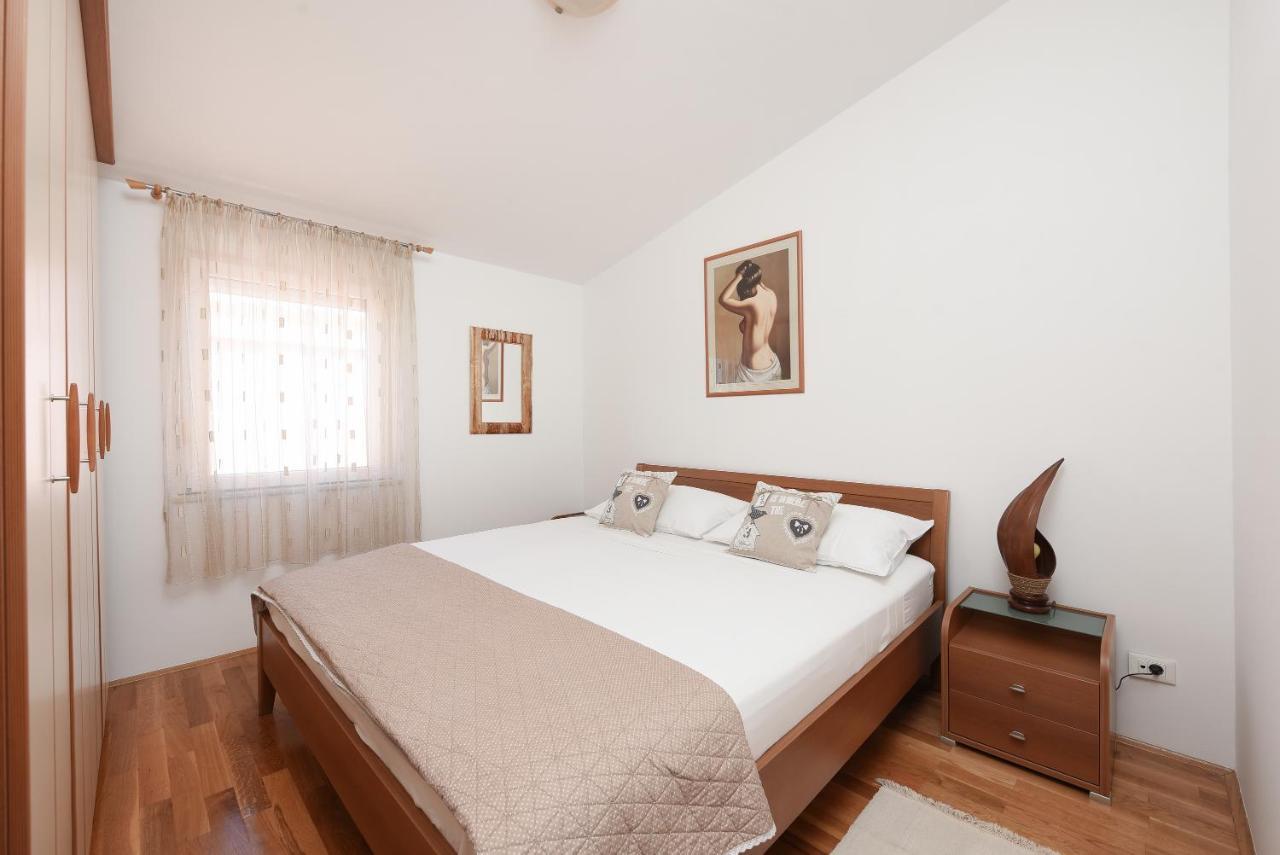 Lola Maria 2 Apartment Zadar Exterior photo